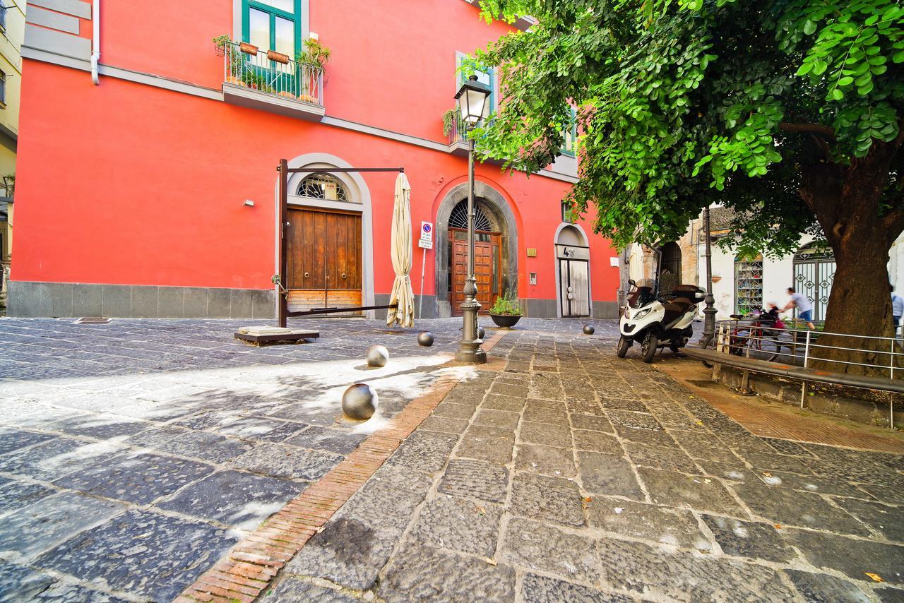 Bed And Travel Apartment Dogana Regia 15 Salerno Luaran gambar